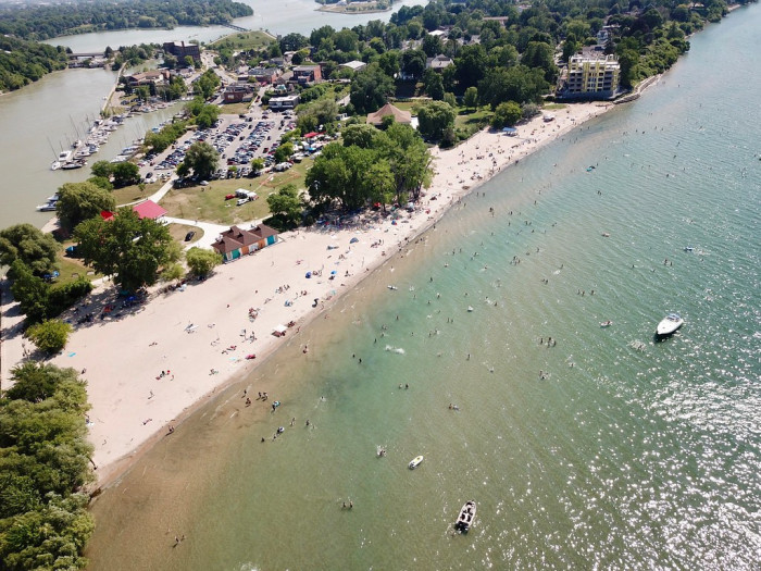 Enjoy a Day at Lakeside Park Beach